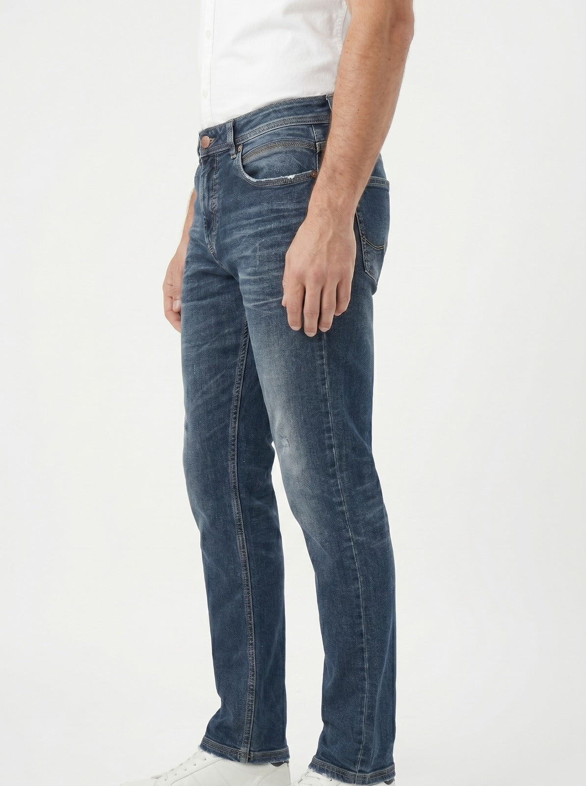 Straight Fit Unisex Jeans – Size 34 | Classic Denim Pants