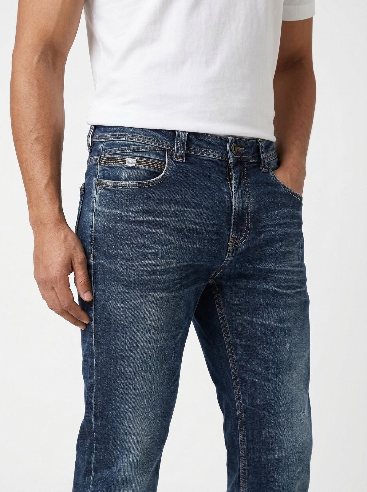 Straight Fit Unisex Jeans – Size 34 | Classic Denim Pants
